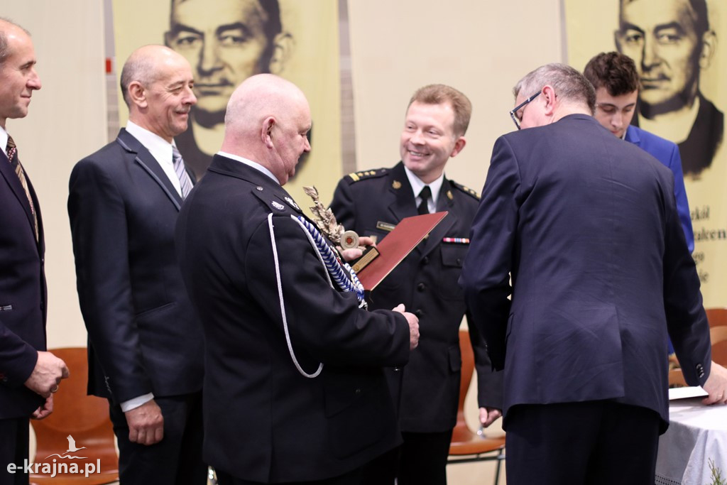 Uroczystość nadania imienia szkołom ZSCKR w Sypniewie cz.2