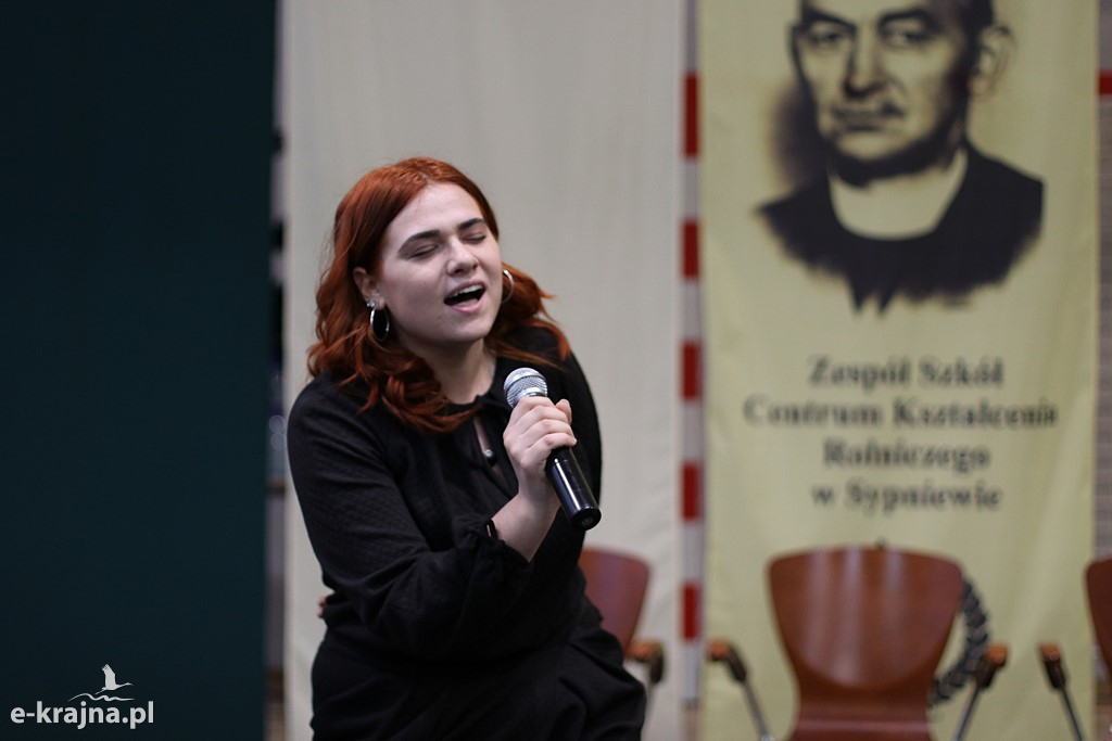 Uroczystość nadania imienia szkołom ZSCKR w Sypniewie cz.2