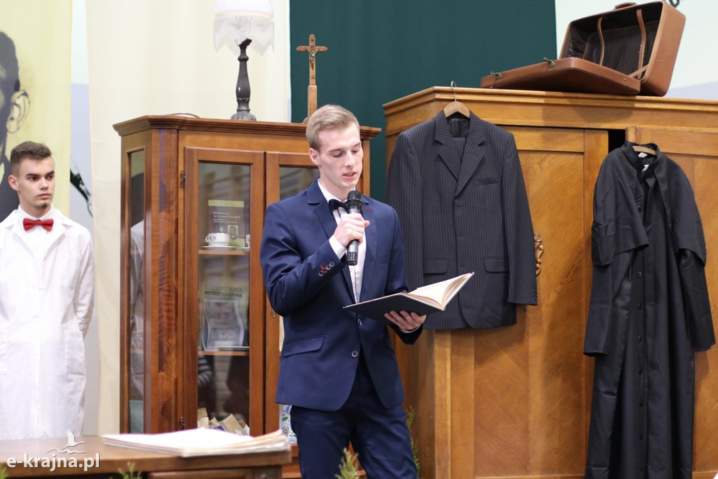 Uroczystość nadania imienia szkołom ZSCKR w Sypniewie cz.2