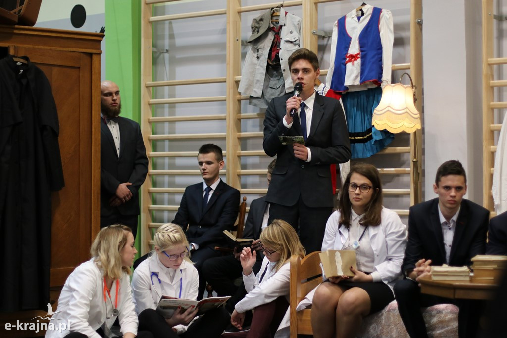 Uroczystość nadania imienia szkołom ZSCKR w Sypniewie cz.2