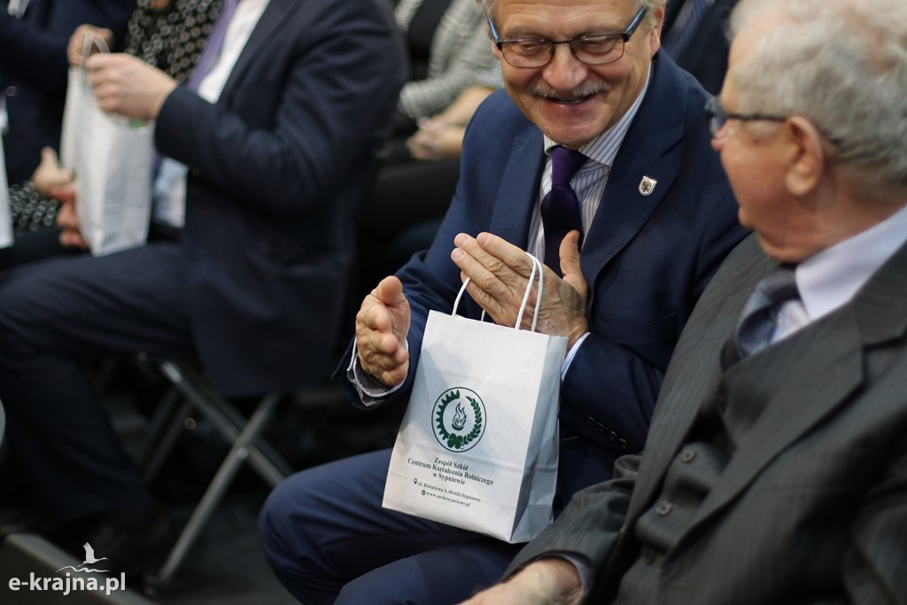 Uroczystość nadania imienia szkołom ZSCKR w Sypniewie cz.2