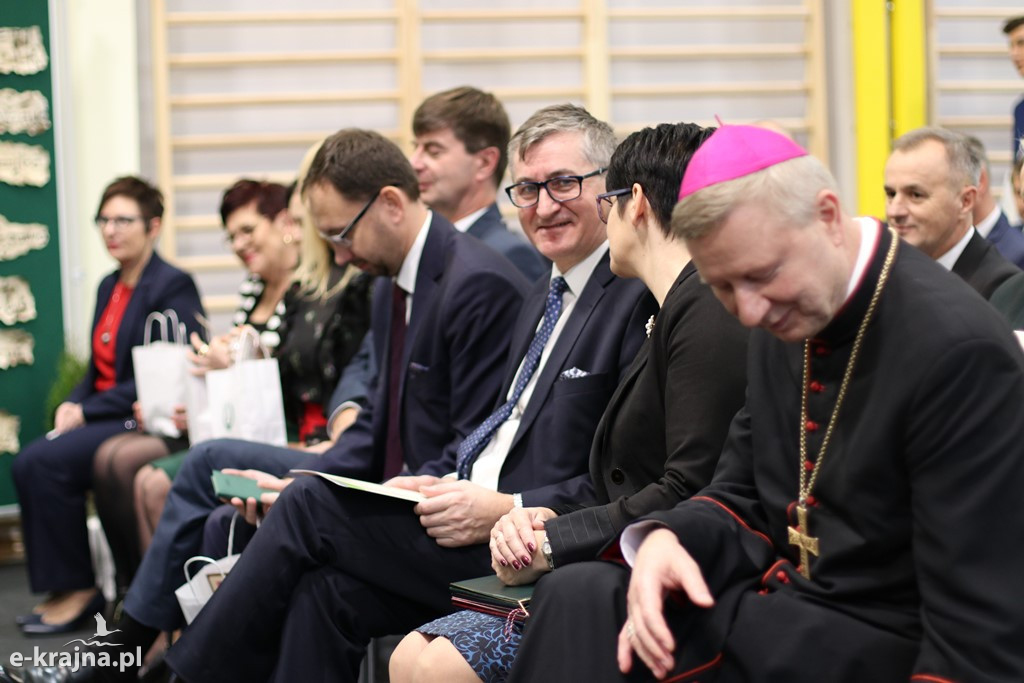 Uroczystość nadania imienia szkołom ZSCKR w Sypniewie cz.2