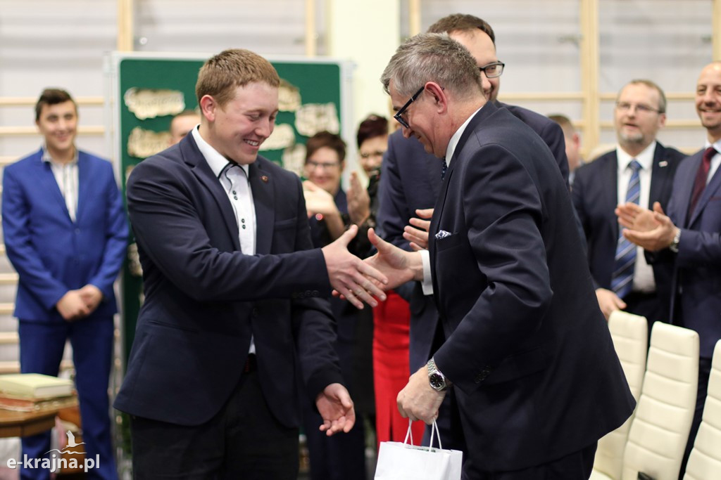 Uroczystość nadania imienia szkołom ZSCKR w Sypniewie cz.2