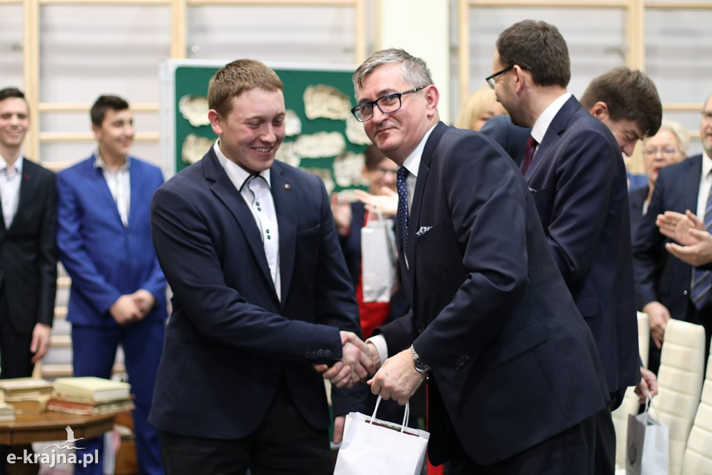 Uroczystość nadania imienia szkołom ZSCKR w Sypniewie cz.2