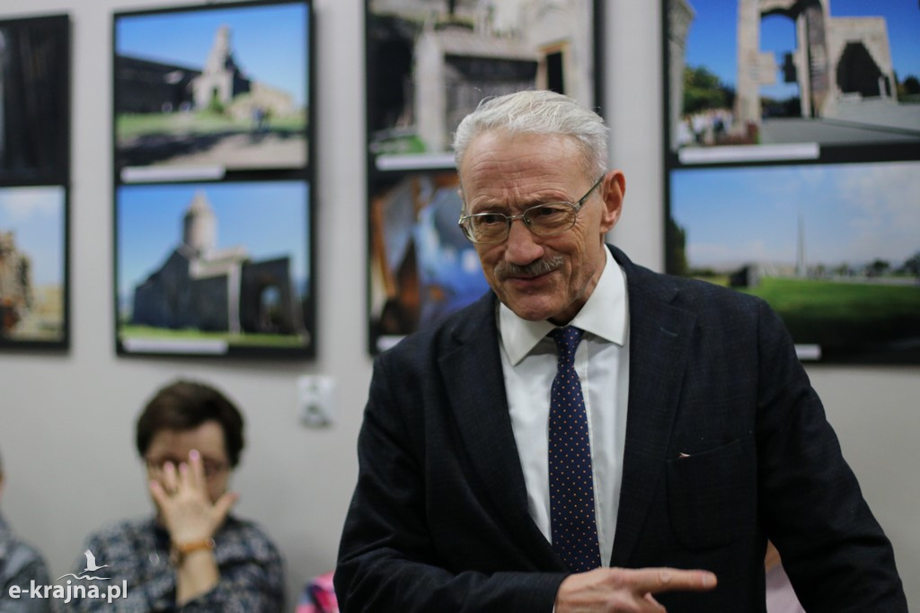 Kościoły Armenii i Gruzji - wystawa fotografii