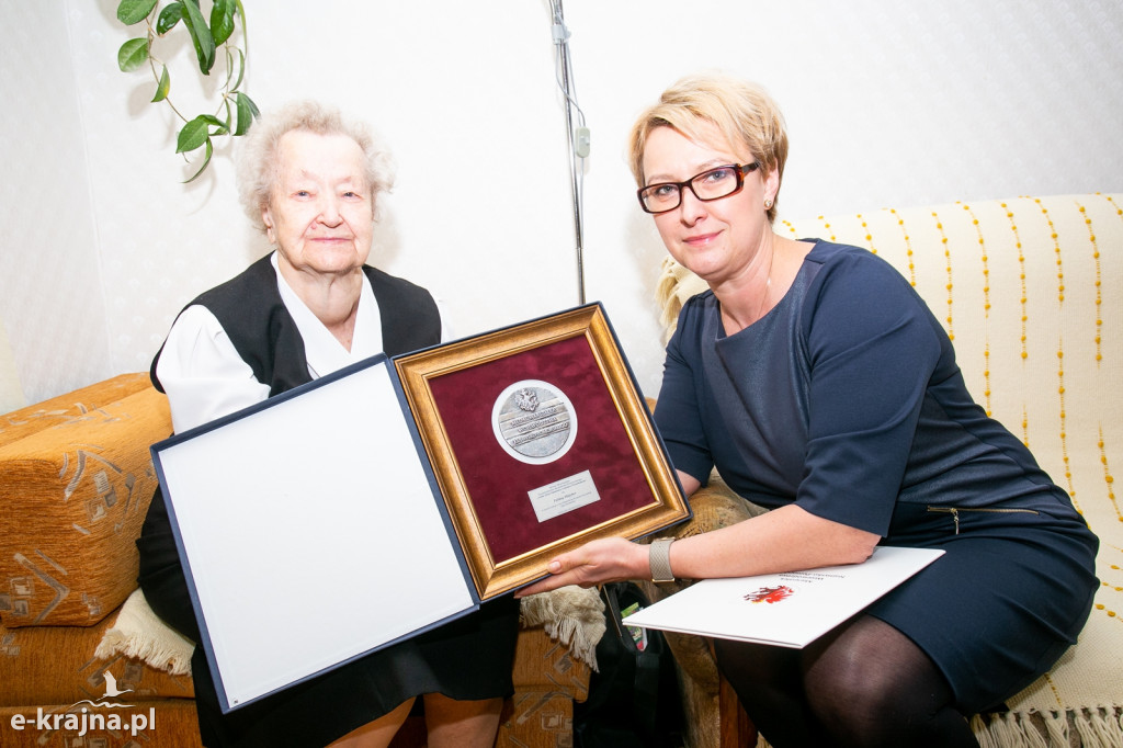 Medal Unitas Durat dla stuletniej mieszkanki Więcborka