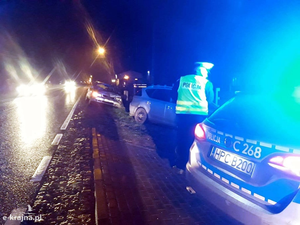 Kolizja trzech aut w Buszkowie