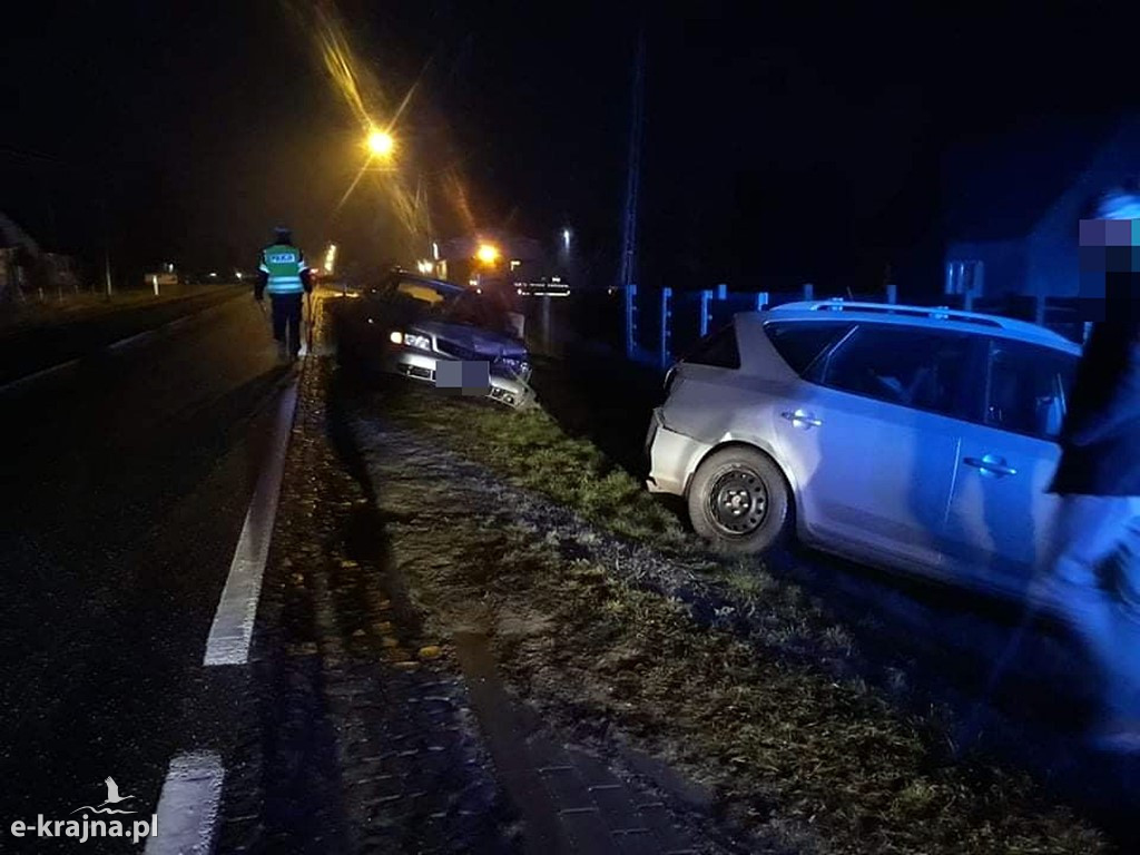 Kolizja trzech aut w Buszkowie
