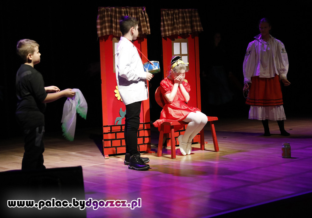 Pinezka w Pałacu