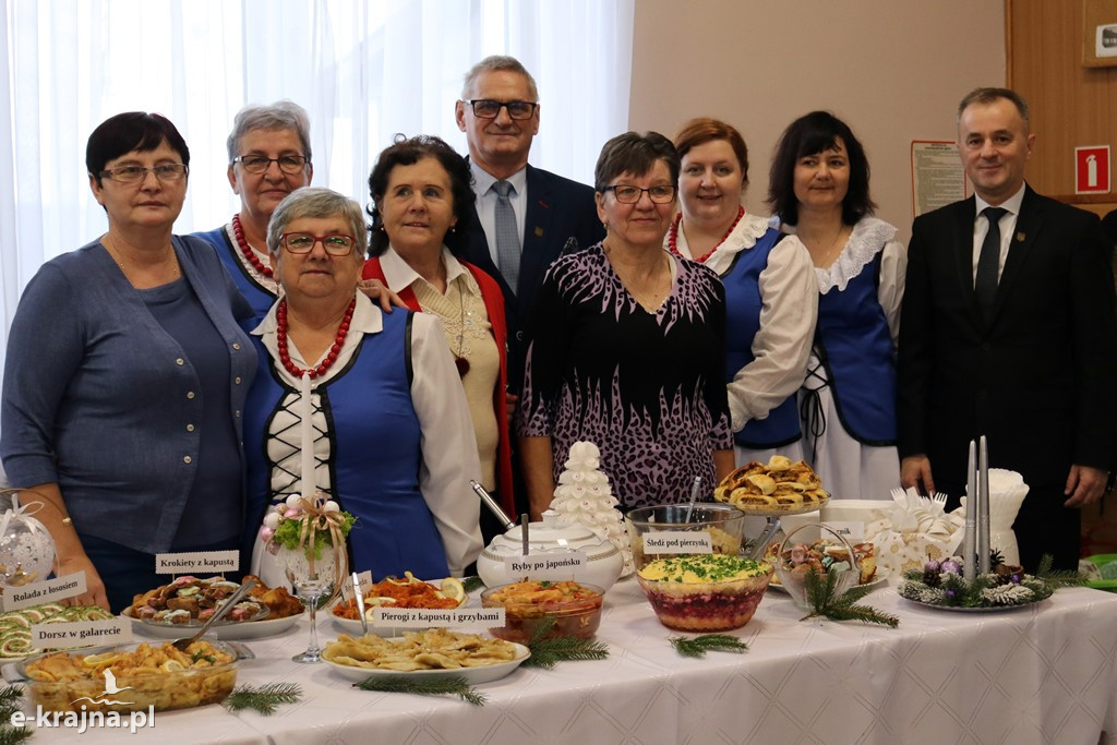 Powiatowa Wystawa Stołów Wigilijnych w Dąbrówce