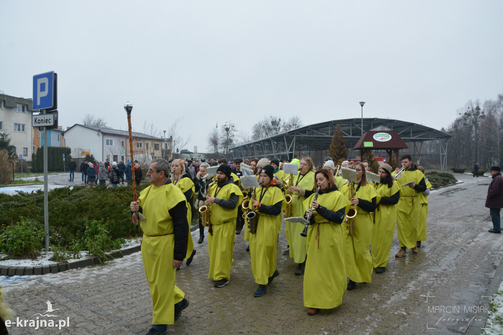 Orszak Trzech Króli przeszedł ulicami Sępólna