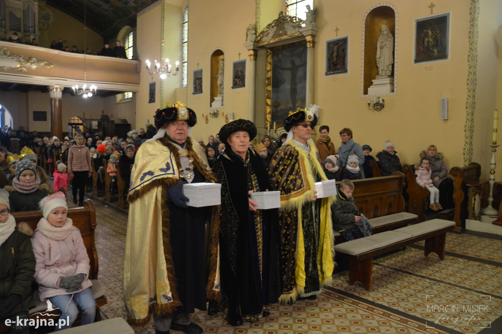 Orszak Trzech Króli przeszedł ulicami Sępólna