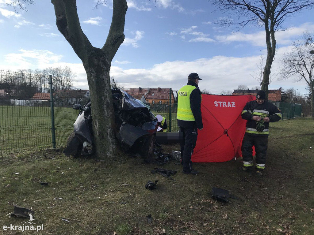 Tragiczne skutki wypadku w Minikowie