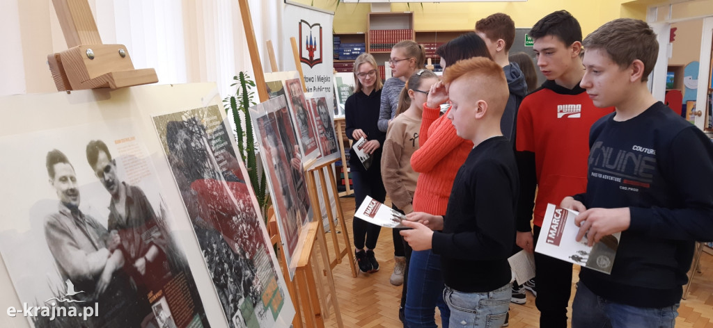 Narodowy Dzień Pamięci Żołnierzy Wyklętych w nakielskiej bibliotece