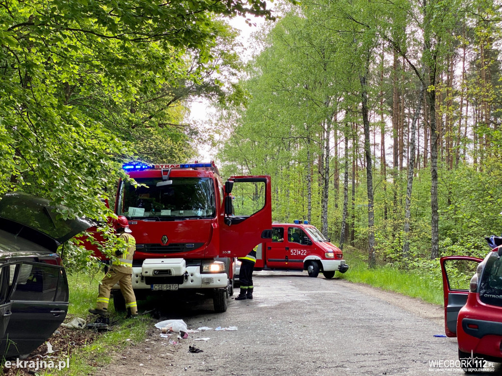 Czołowe zderzenie w Radońsku. Dwie osoby poszkodowane