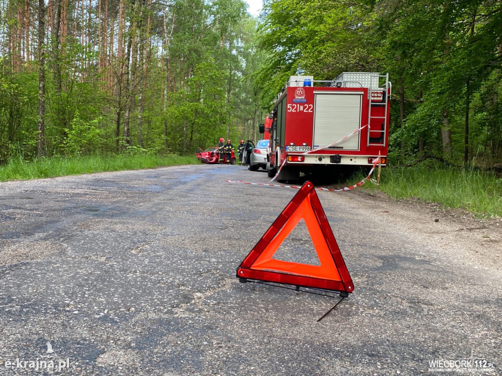 Czołowe zderzenie w Radońsku. Dwie osoby poszkodowane