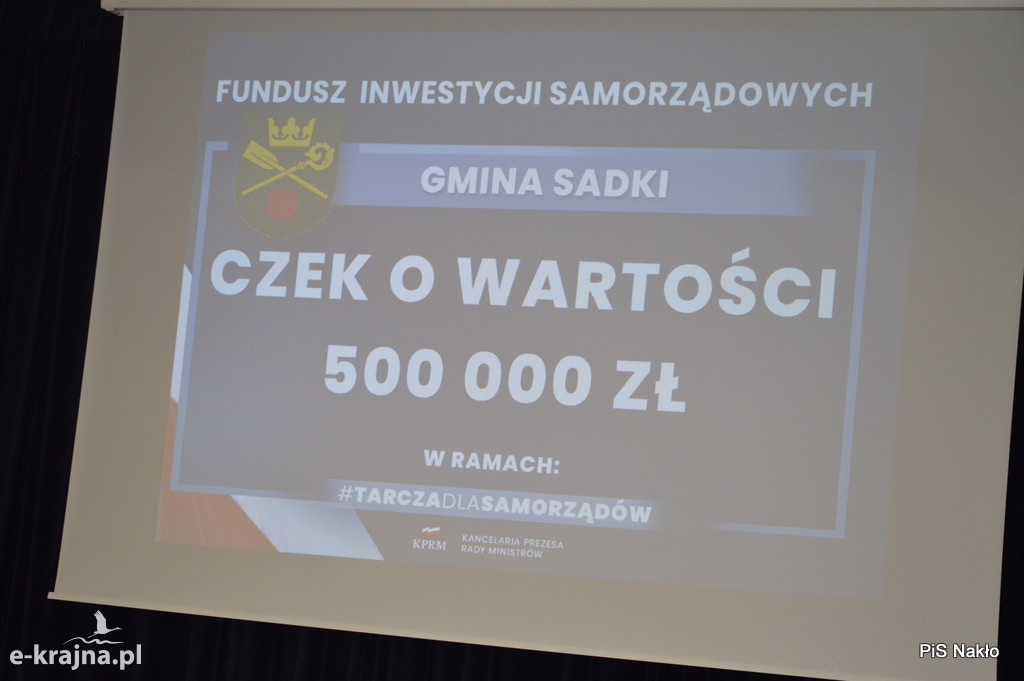 Poseł Kozanecka w Sadkach i Białych Błotach o Tarczy dla Samorządów