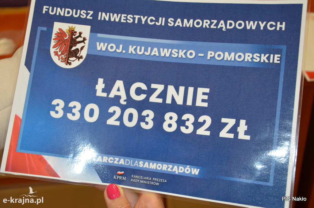 Poseł Kozanecka w Sadkach i Białych Błotach o Tarczy dla Samorządów