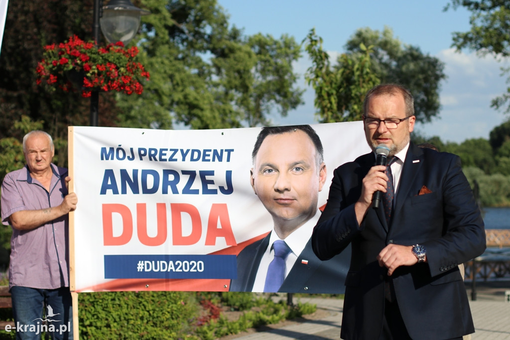 Więcbork: Premier Mateusz Morawiecki spotkał się z mieszkańcami Krajny