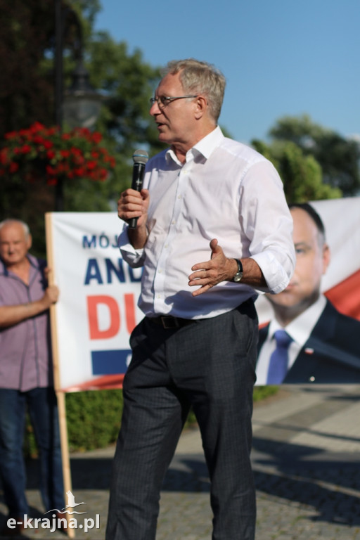 Więcbork: Premier Mateusz Morawiecki spotkał się z mieszkańcami Krajny