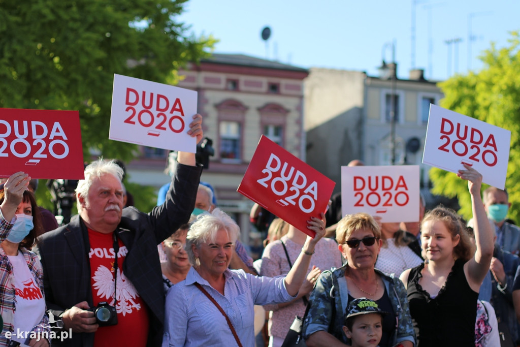 Więcbork: Premier Mateusz Morawiecki spotkał się z mieszkańcami Krajny