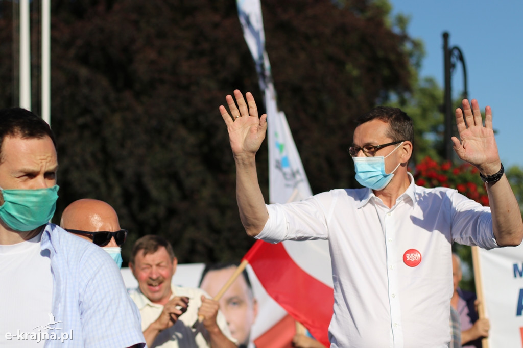 Więcbork: Premier Mateusz Morawiecki spotkał się z mieszkańcami Krajny
