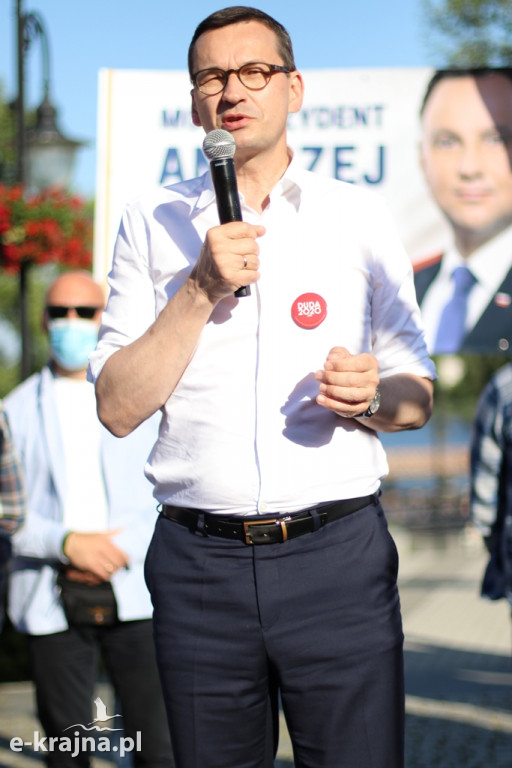 Więcbork: Premier Mateusz Morawiecki spotkał się z mieszkańcami Krajny