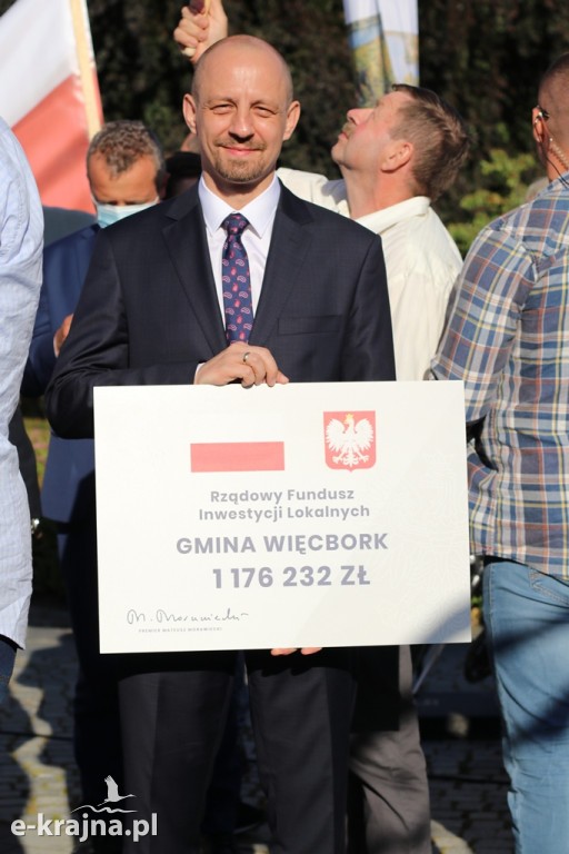 Więcbork: Premier Mateusz Morawiecki spotkał się z mieszkańcami Krajny
