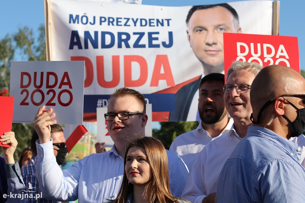 Więcbork: Premier Mateusz Morawiecki spotkał się z mieszkańcami Krajny