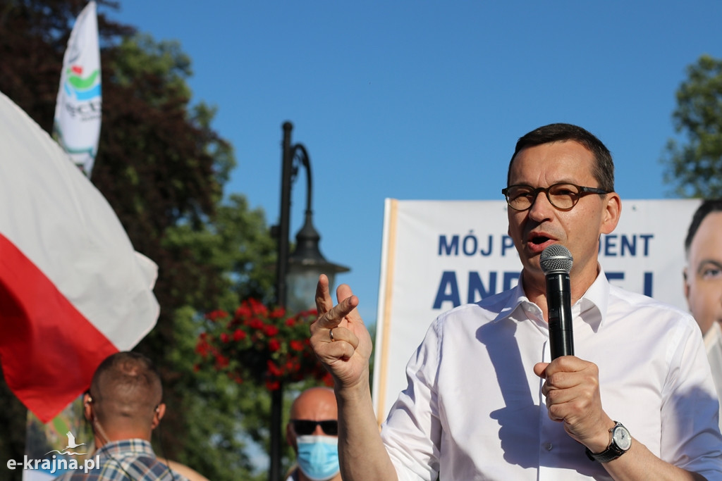 Więcbork: Premier Mateusz Morawiecki spotkał się z mieszkańcami Krajny