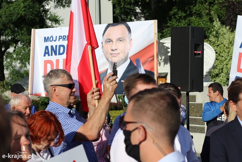 Więcbork: Premier Mateusz Morawiecki spotkał się z mieszkańcami Krajny