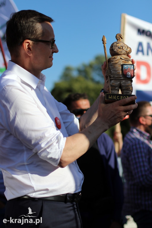 Więcbork: Premier Mateusz Morawiecki spotkał się z mieszkańcami Krajny