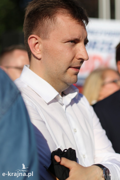 Więcbork: Premier Mateusz Morawiecki spotkał się z mieszkańcami Krajny