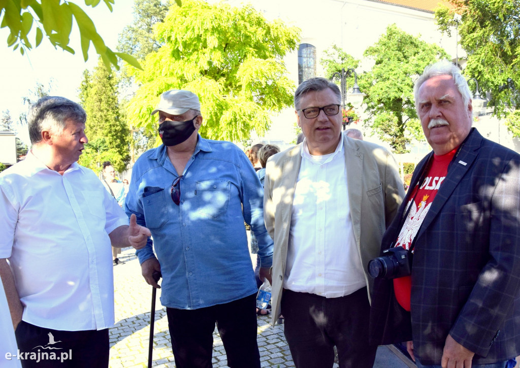Więcbork: Premier Mateusz Morawiecki spotkał się z mieszkańcami Krajny
