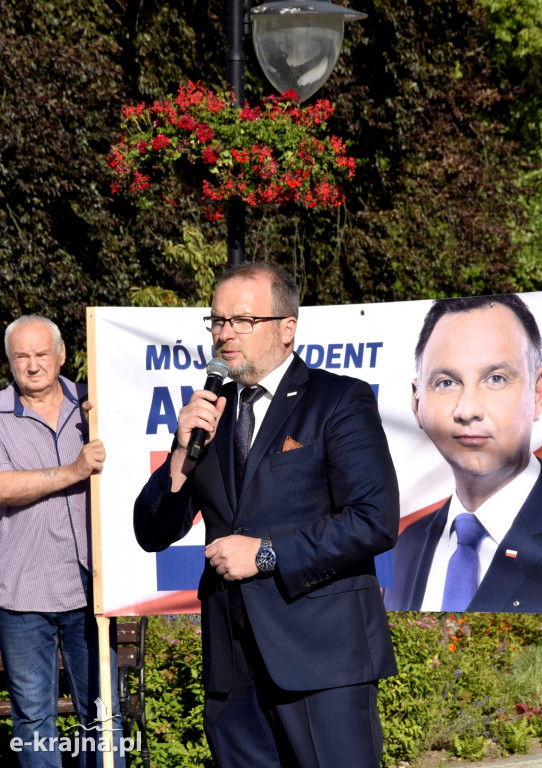 Więcbork: Premier Mateusz Morawiecki spotkał się z mieszkańcami Krajny