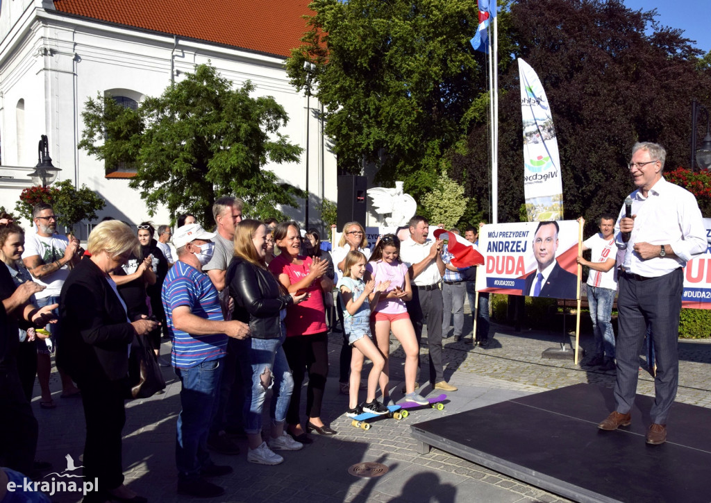 Więcbork: Premier Mateusz Morawiecki spotkał się z mieszkańcami Krajny
