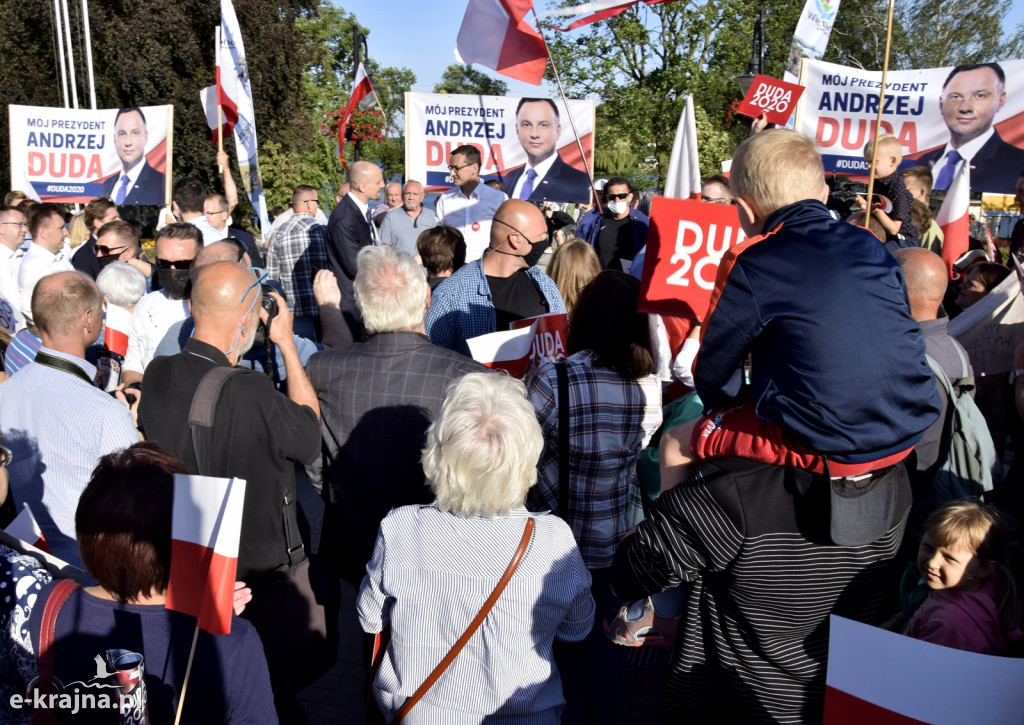 Więcbork: Premier Mateusz Morawiecki spotkał się z mieszkańcami Krajny