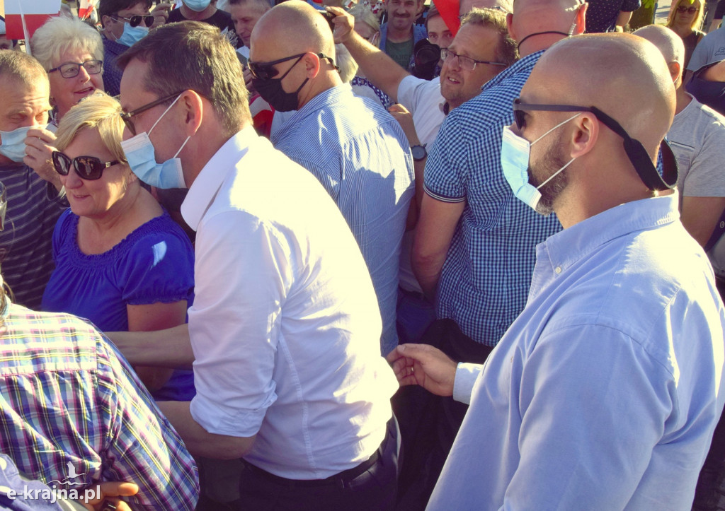 Więcbork: Premier Mateusz Morawiecki spotkał się z mieszkańcami Krajny