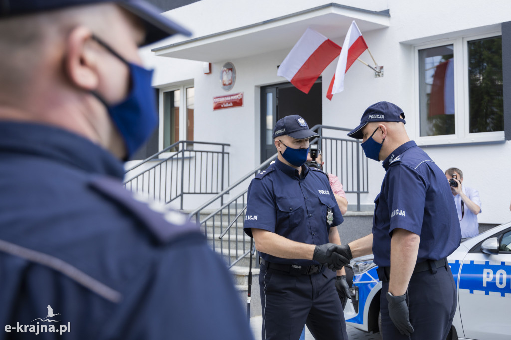 Otwarcie odtworzonego posterunku Policji w Sadkach
