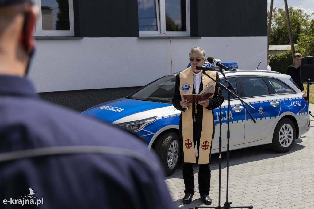 Otwarcie odtworzonego posterunku Policji w Sadkach