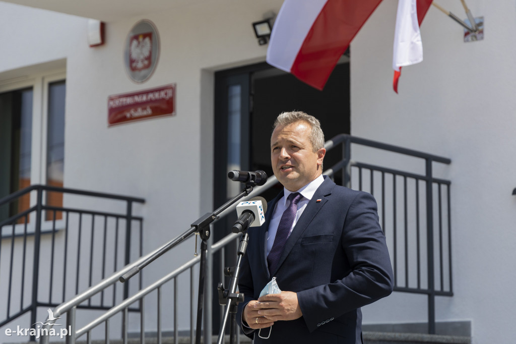 Otwarcie odtworzonego posterunku Policji w Sadkach