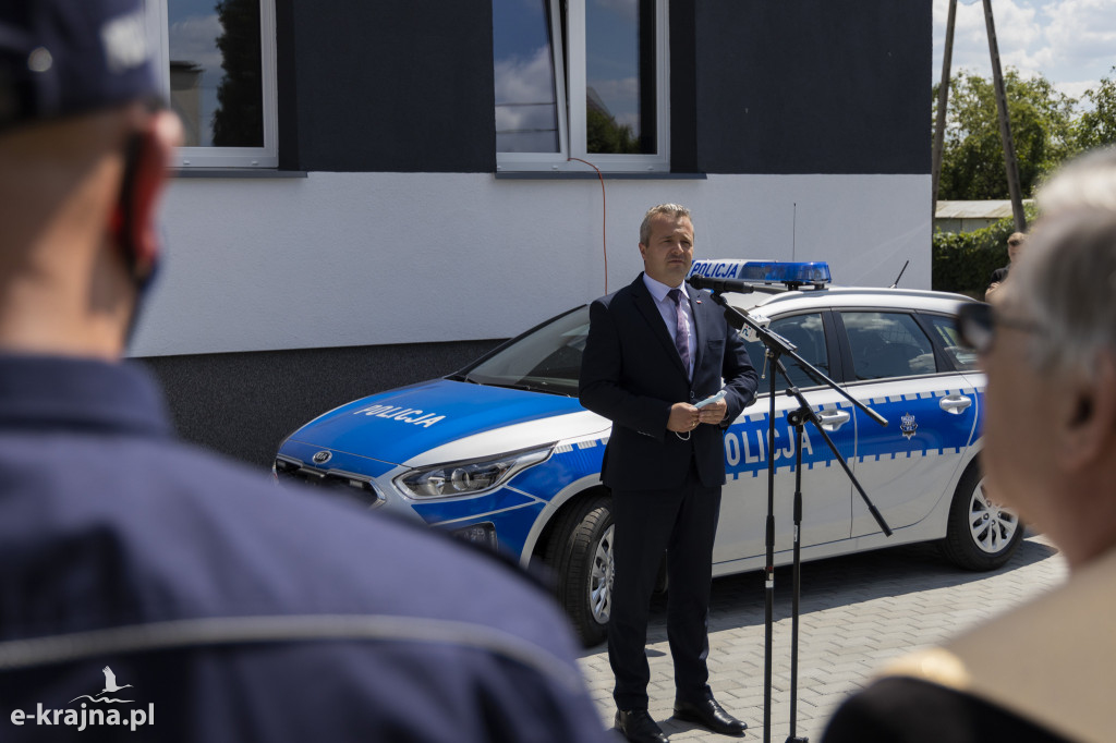 Otwarcie odtworzonego posterunku Policji w Sadkach