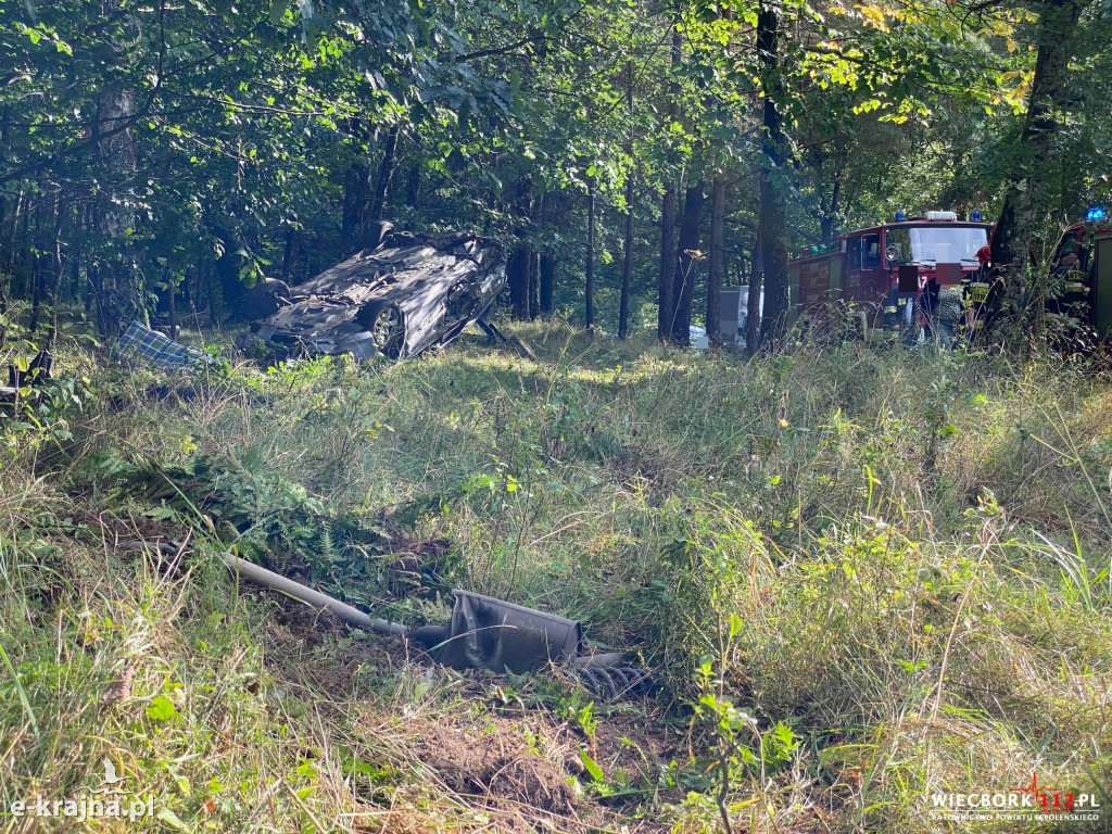 Groźny wypadek pod Sępólnem Krajeńskim, dwie osoby poszkodowane