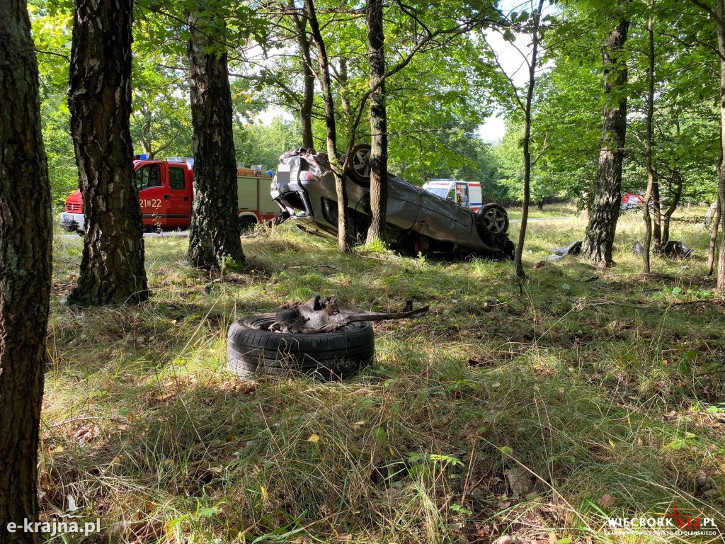 Groźny wypadek pod Sępólnem Krajeńskim, dwie osoby poszkodowane