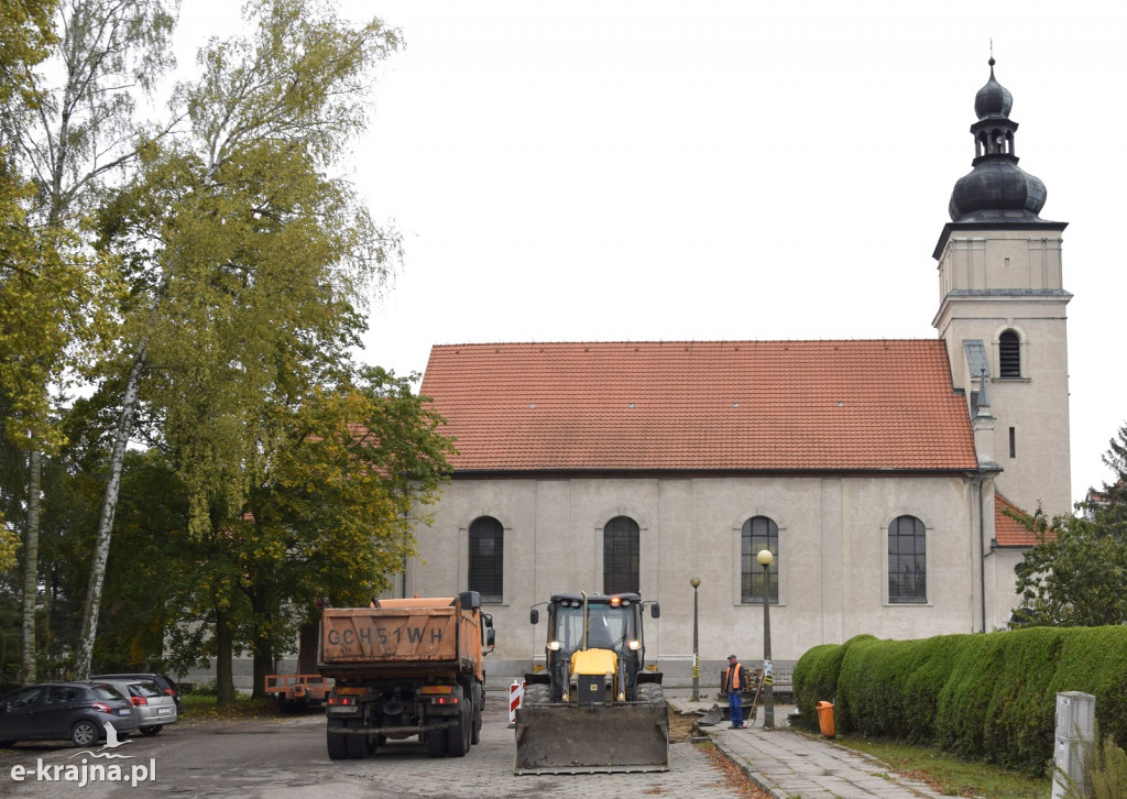 Ruszyły prace wokół kościoła parafialnego w Sępólnie Krajeńskim