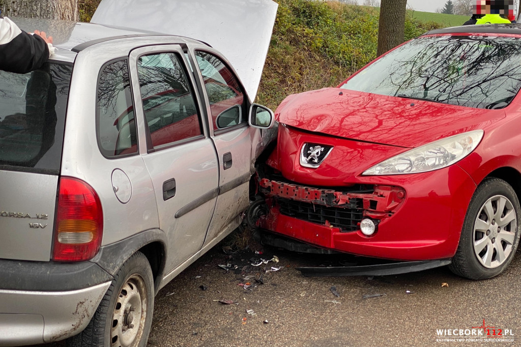 Wypadek na trasie Śmiłowo -  Jastrzębiec