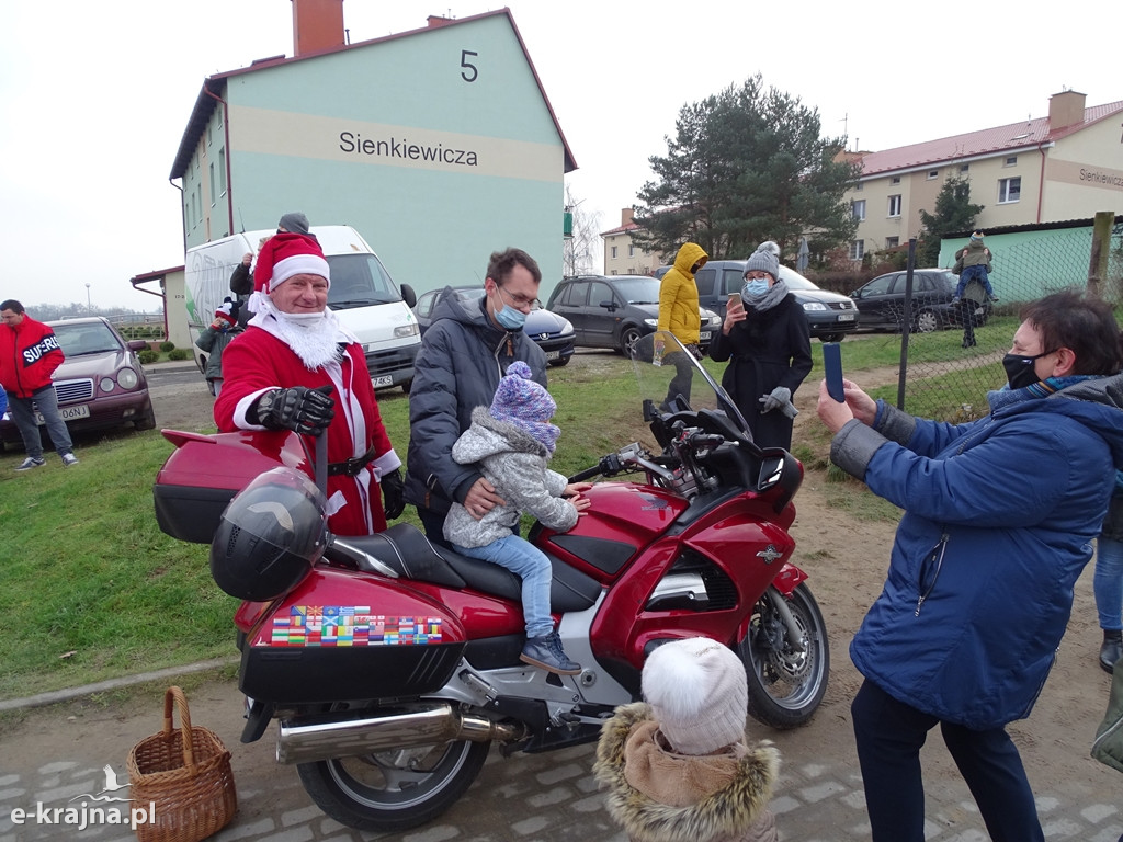 Objazdowe Mikołajki w Kamieniu Krajeńskim