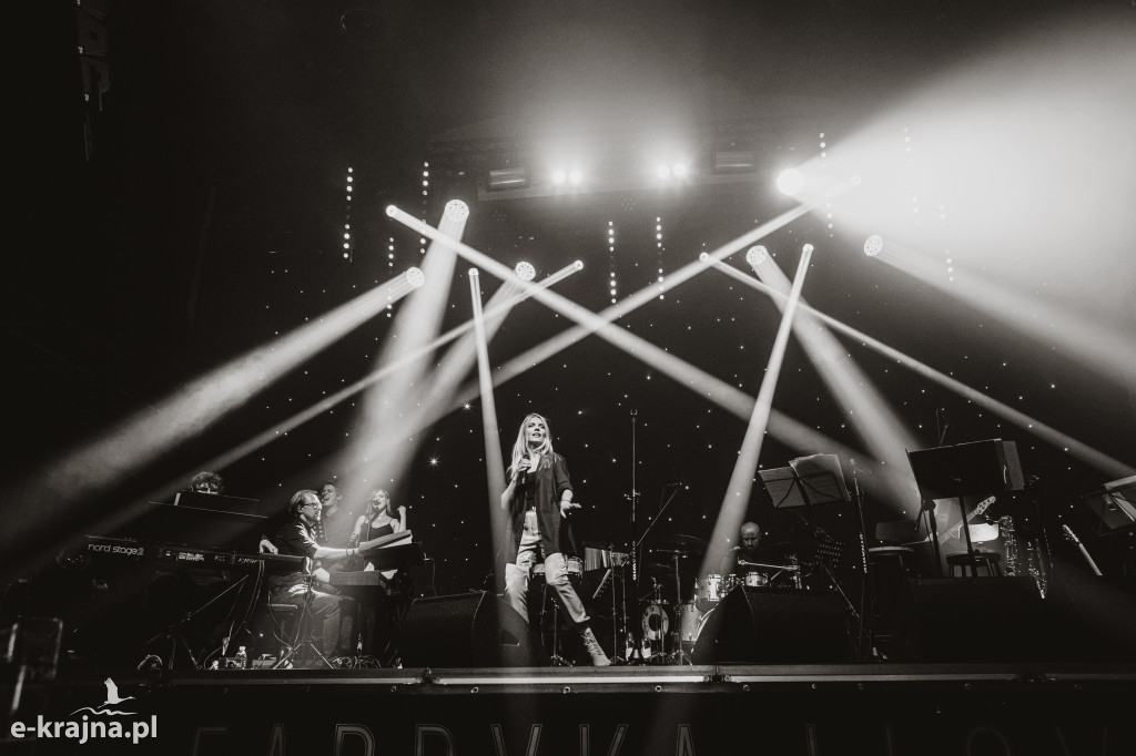 Niebo nad jeziorem - koncert premierowy w Fabryce Lloyda