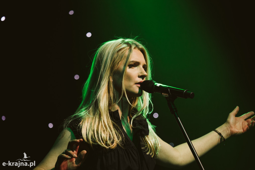 Niebo nad jeziorem - koncert premierowy w Fabryce Lloyda