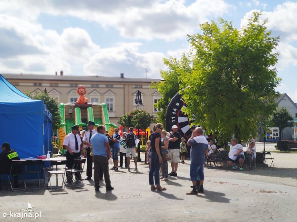 Piknik w Mieście nad Jeziorem ze szczepieniem w tle
